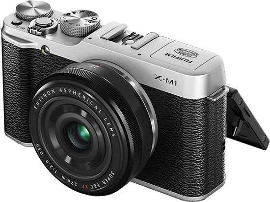Fujifilm X-M1 s 27 mm palacinkovým objektívom